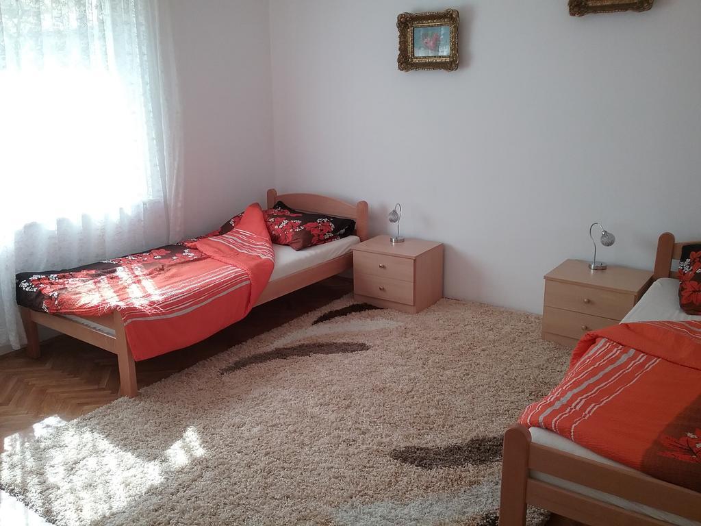 Apartment Mirjana Fažana Esterno foto