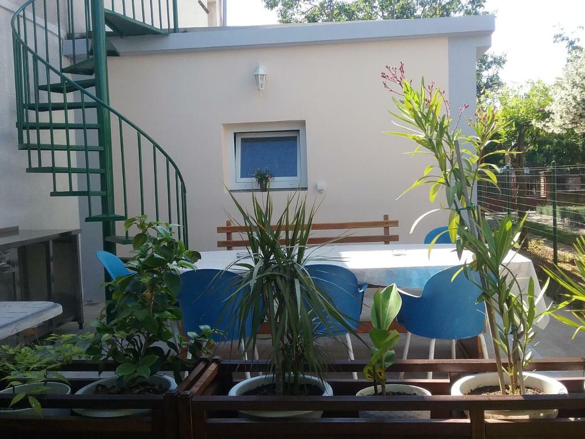 Apartment Mirjana Fažana Esterno foto